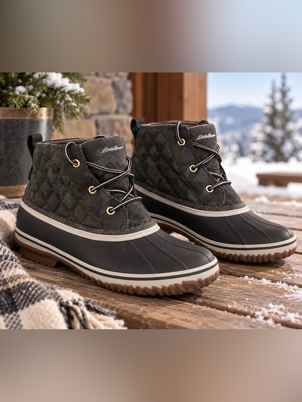 Eddie Bauer Hunt Pac Duck Boots 9.5 WeatherEdge Camo Quilted Waterproof Winter